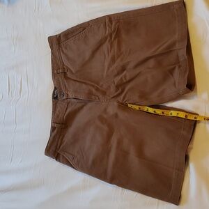 Bare Leisure Men's shorts brown 36 " wasit 9 " inseam